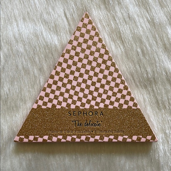 Sephora Cosmetics The Delicate 9 Shades Colors Eyeshadow Makeup Beauty Palette - Picture 3 of 6